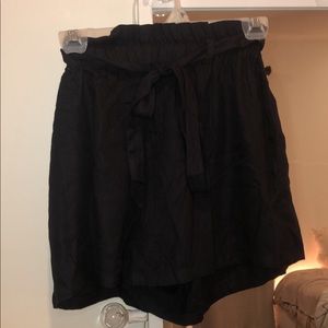 Hollister Paperbag Shorts